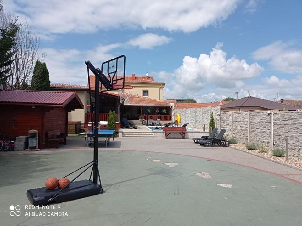 Penzion Zajecak Zaječí Exterior foto