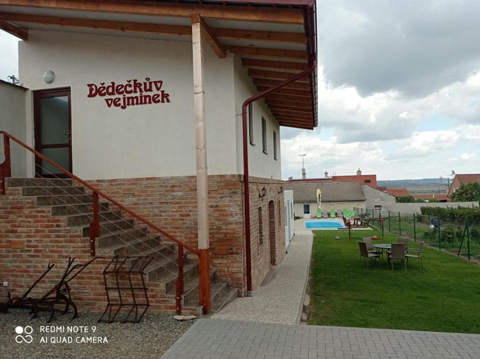 Penzion Zajecak Zaječí Exterior foto