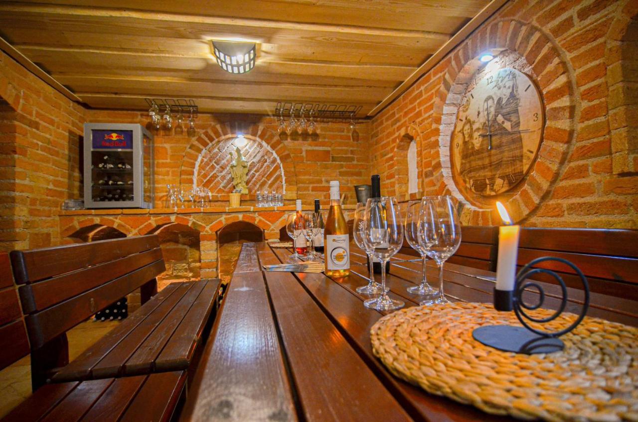 Penzion Zajecak Zaječí Exterior foto